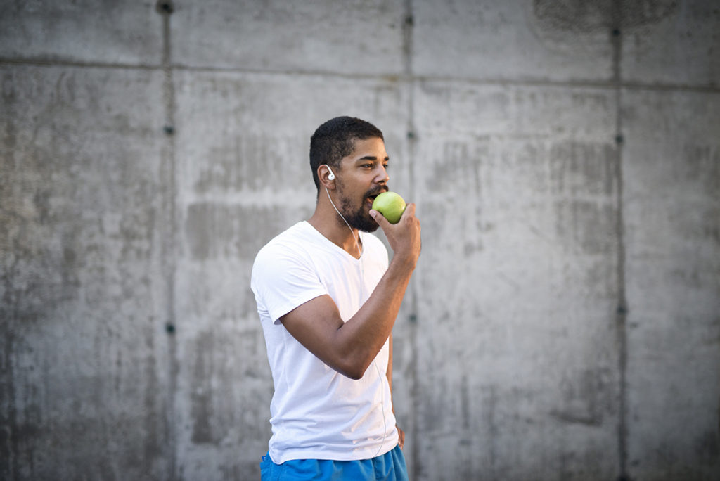 o-que-faz-uma-nutricionista-esportiva