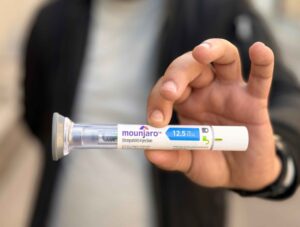 capa blog mounjaro, creatina e whey protein